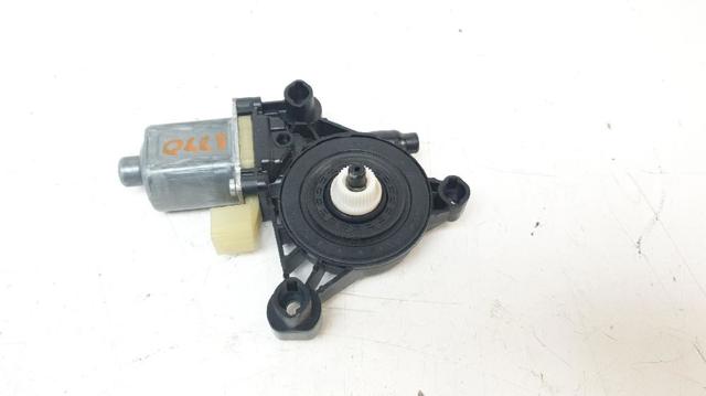 8W0959812 VAG