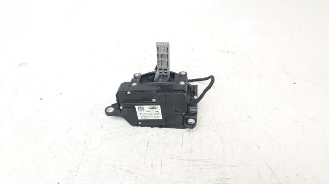 8W1713041E VAG