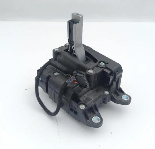Mechanizm zmiany biegów (cięgno) 8W1713041J VAG