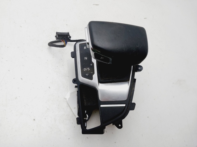 Mechanizm zmiany biegów (cięgno) 8W1713041N VAG