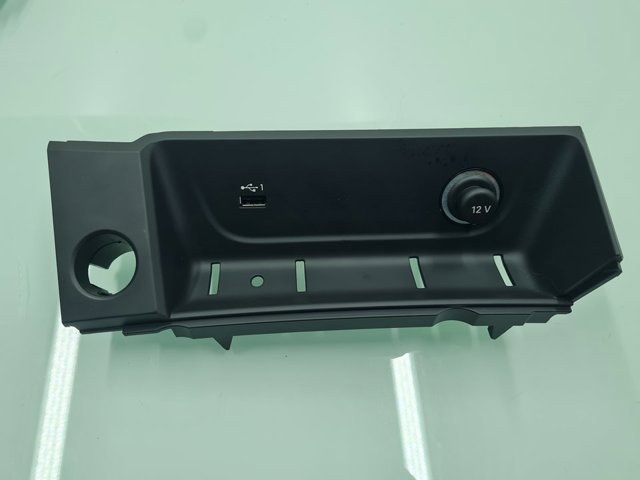 8W1864131C VAG