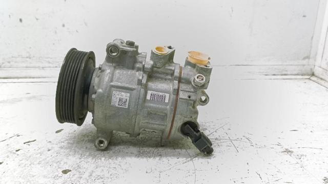 Sprężarka klimatyzacji 8W5816803 VAG