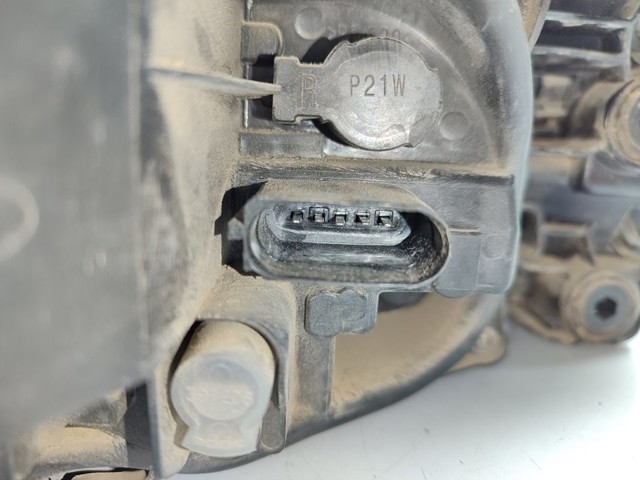 Lampa zespolona tylna prawa 8W5945070A VAG