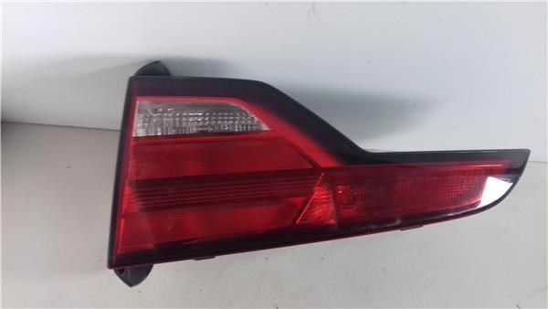 Lampa zespolona tylna prawa wewnętrzna 8W9945076 VAG