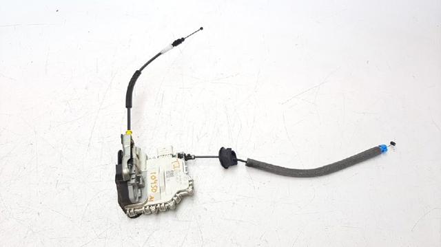 Zamek drzwi tylnych lewych 8X0839015C VAG