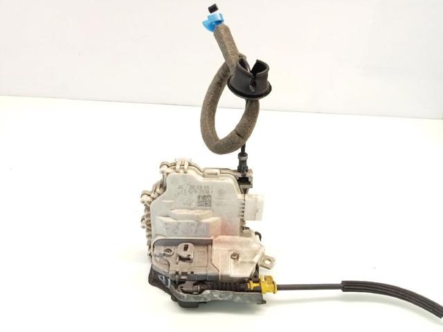 Zamek drzwi tylnych prawych 8X0839016 VAG