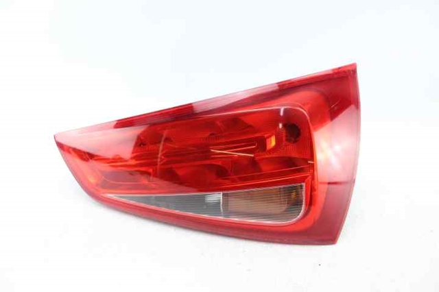 Lampa zespolona tylna prawa 8X0945094D VAG