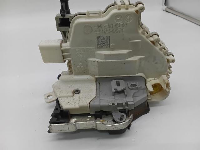 Zamek drzwi przednich lewych 8X1837015 VAG