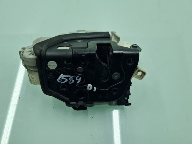 Zamek drzwi przednich lewych 8X1837015 VAG