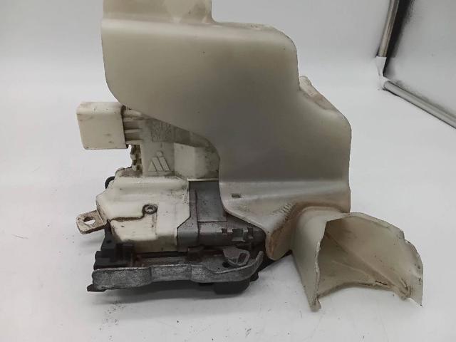 Zamek drzwi przednich lewych 8X1837015C VAG