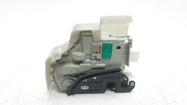 Zamek drzwi przednich prawych 8X1837016C VAG