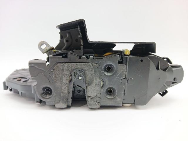 Zamek drzwi tylnych lewych 8X2A26413AC LAND ROVER