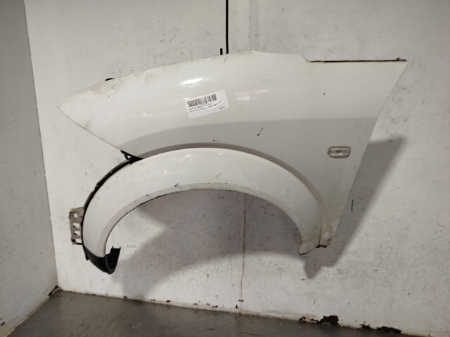 Błotnik przedni lewy 8Z0821105CGRU VAG