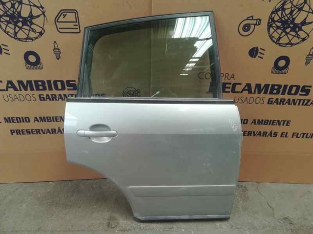 Drzwi tylne prawe 8Z0833052 VAG