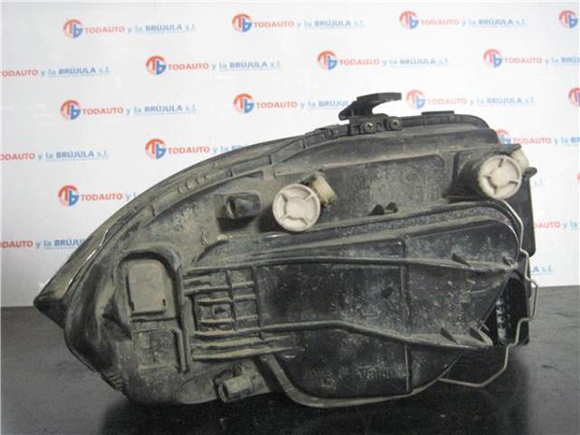 Reflektor lewy Audi A2 8Z0