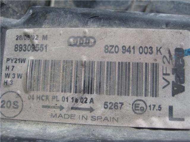 Reflektor lewy Audi A2 8Z0