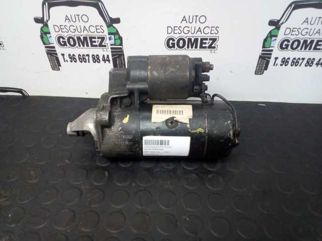 Rozrusznik 9000334102 VAG