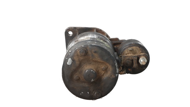 Rozrusznik 9002338835 NISSAN