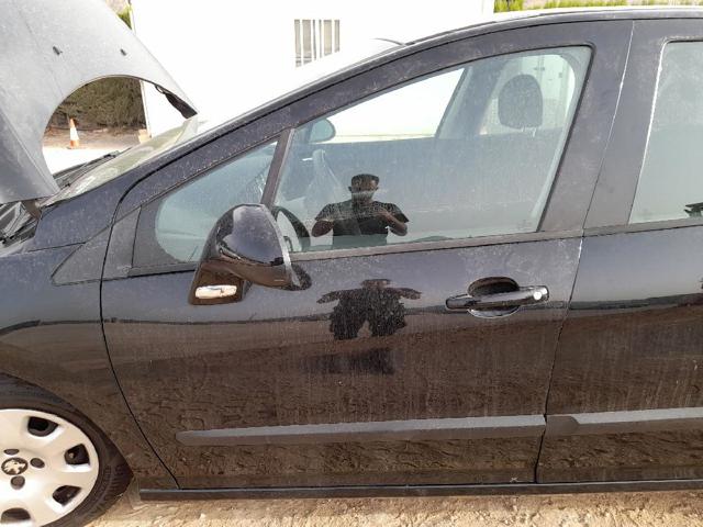Drzwi przednie lewe 9002AW PEUGEOT