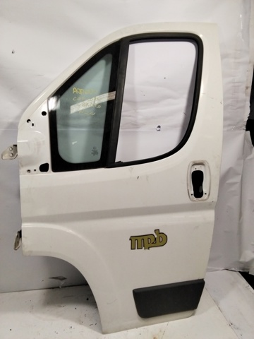 Drzwi przednie lewe 9002EJ PEUGEOT