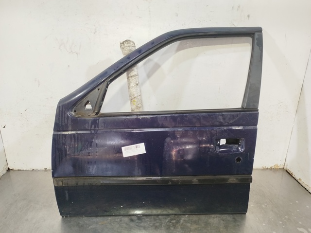 Kupić Drzwi przednie lewe Peugeot 405 I 15B w dobrej cenie