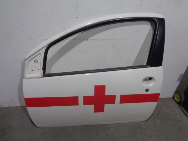 Drzwi przednie lewe 9002W8 PEUGEOT