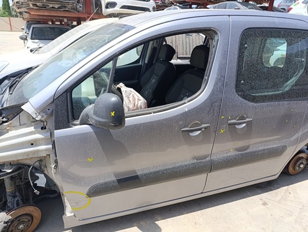 Drzwi przednie lewe 9002Z3 PEUGEOT