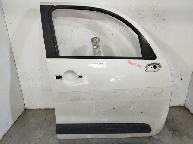 Drzwi przednie prawe 9004AW PEUGEOT