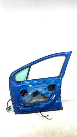Drzwi przednie prawe 9004CC PEUGEOT