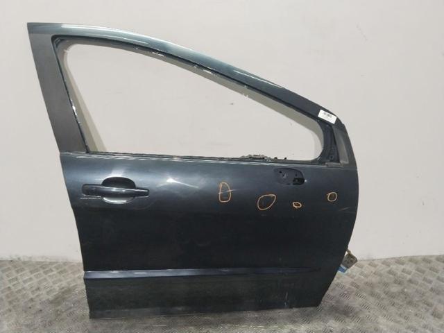 Drzwi przednie prawe 9004CC PEUGEOT