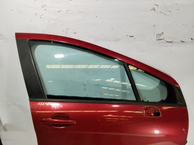 Drzwi przednie prawe 9004CC PEUGEOT
