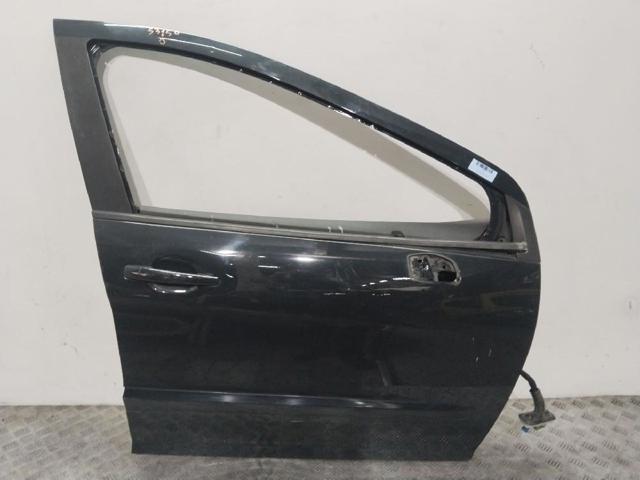 Drzwi przednie prawe 9004CC PEUGEOT