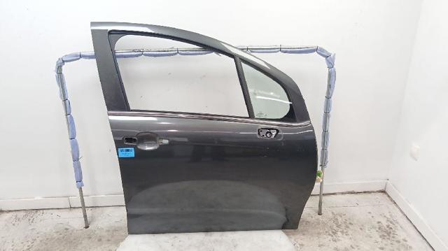Drzwi przednie prawe 9004CG PEUGEOT