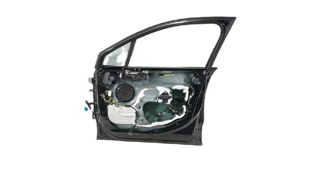 Drzwi przednie prawe 9004CY PEUGEOT