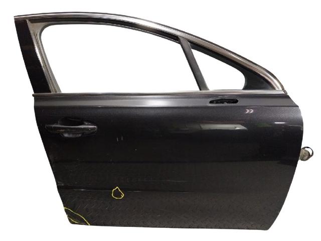 Drzwi przednie prawe 9004CZ PEUGEOT