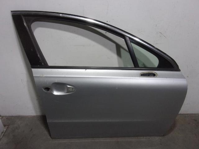 Drzwi przednie prawe 9004CZ PEUGEOT