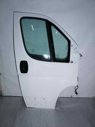 Drzwi przednie prawe 9004EC PEUGEOT