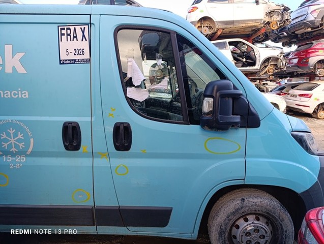 Drzwi przednie prawe 9004EC PEUGEOT