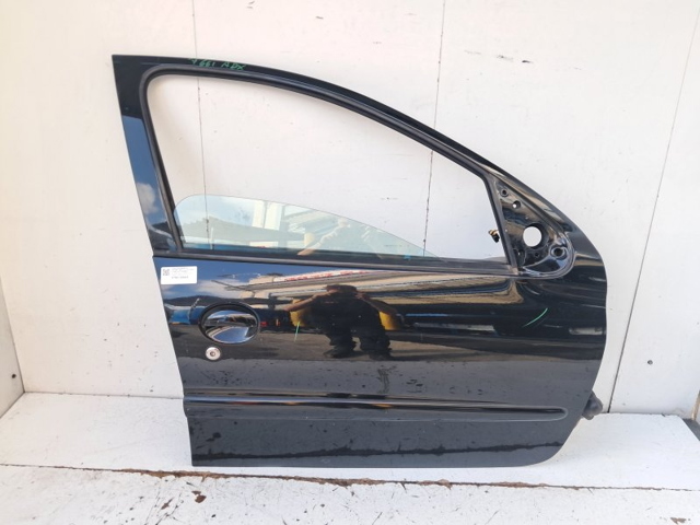 Drzwi przednie prawe 9004K5 PEUGEOT