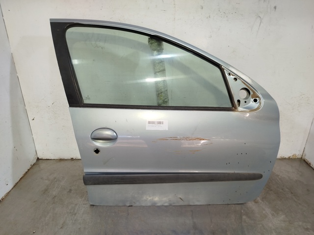 Drzwi przednie prawe 9004K5 PEUGEOT
