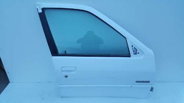 Kupić Drzwi przednie prawe Peugeot 306  7A w dobrej cenie