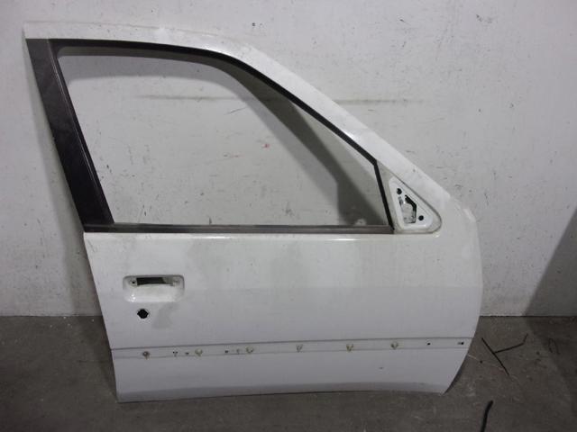 Drzwi przednie prawe do Peugeot 306 7A