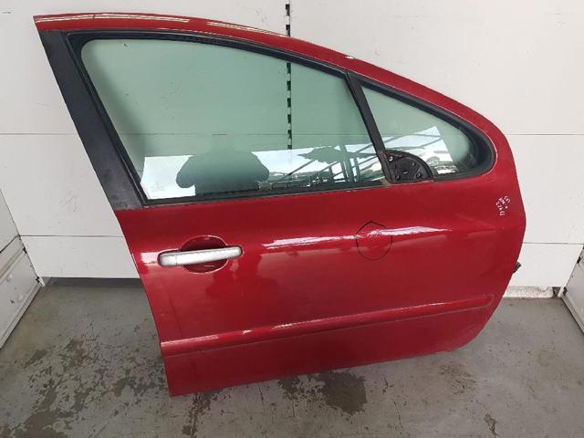 Drzwi przednie prawe 9004S7 PEUGEOT