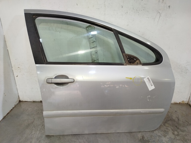 Drzwi przednie prawe 9004S7 PEUGEOT