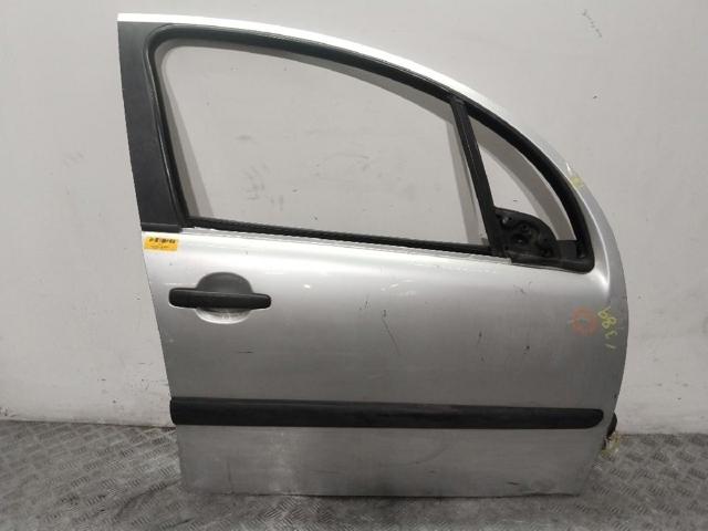 Drzwi przednie prawe 9004V1 PEUGEOT