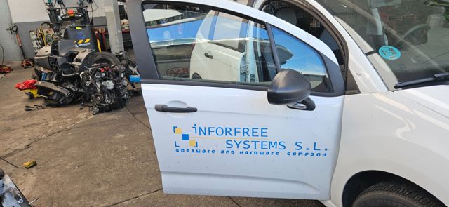 Drzwi przednie prawe Citroen C3 1 FC