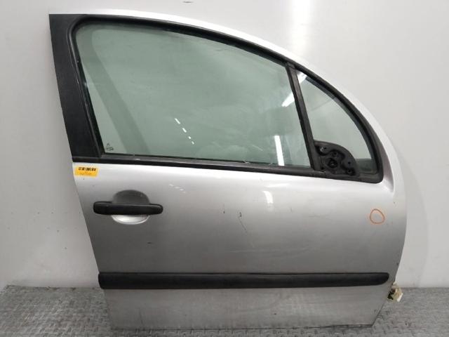 Drzwi przednie prawe 9004V1 PEUGEOT
