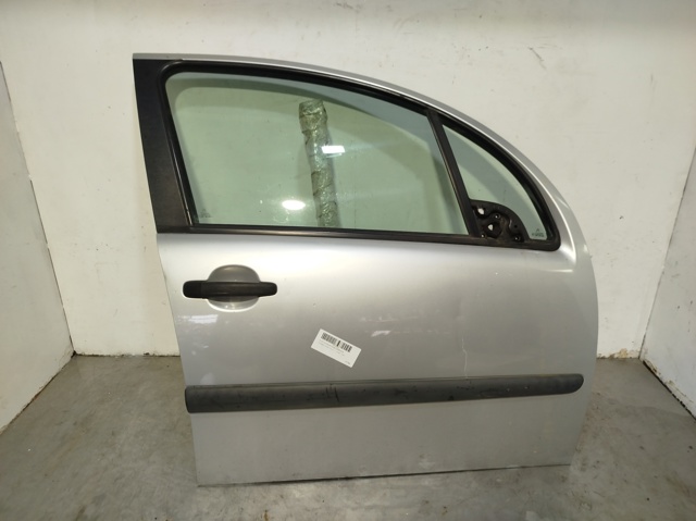 Drzwi przednie prawe 9004V1 PEUGEOT