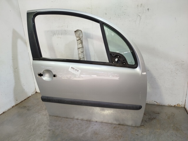 Drzwi przednie prawe 9004V1 PEUGEOT