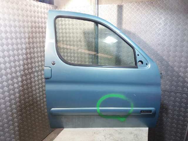 Drzwi przednie prawe 9004W2 PEUGEOT
